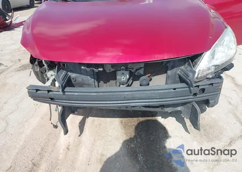 2014 Nissan Sentra Sr z USA, uszkodzony, nr VIN 3N1AB7AP4EY292819